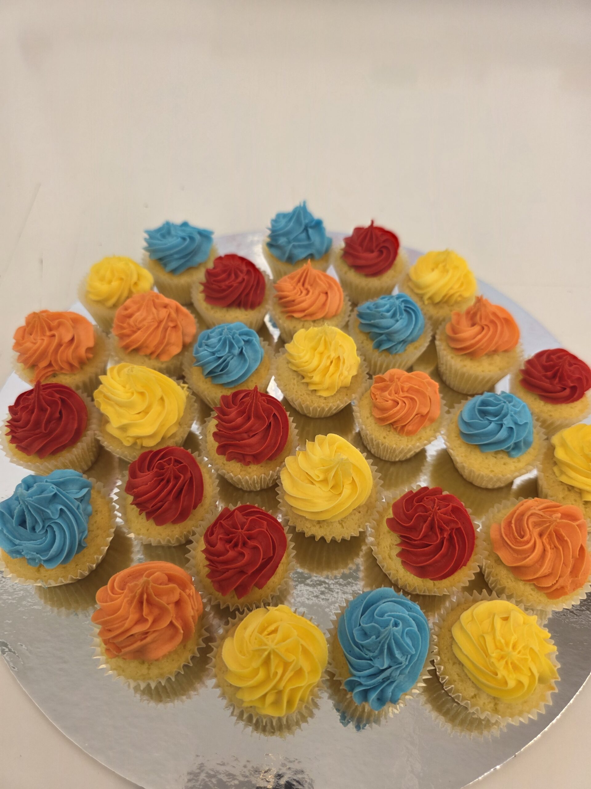 Mini Cupcakes - Image 3