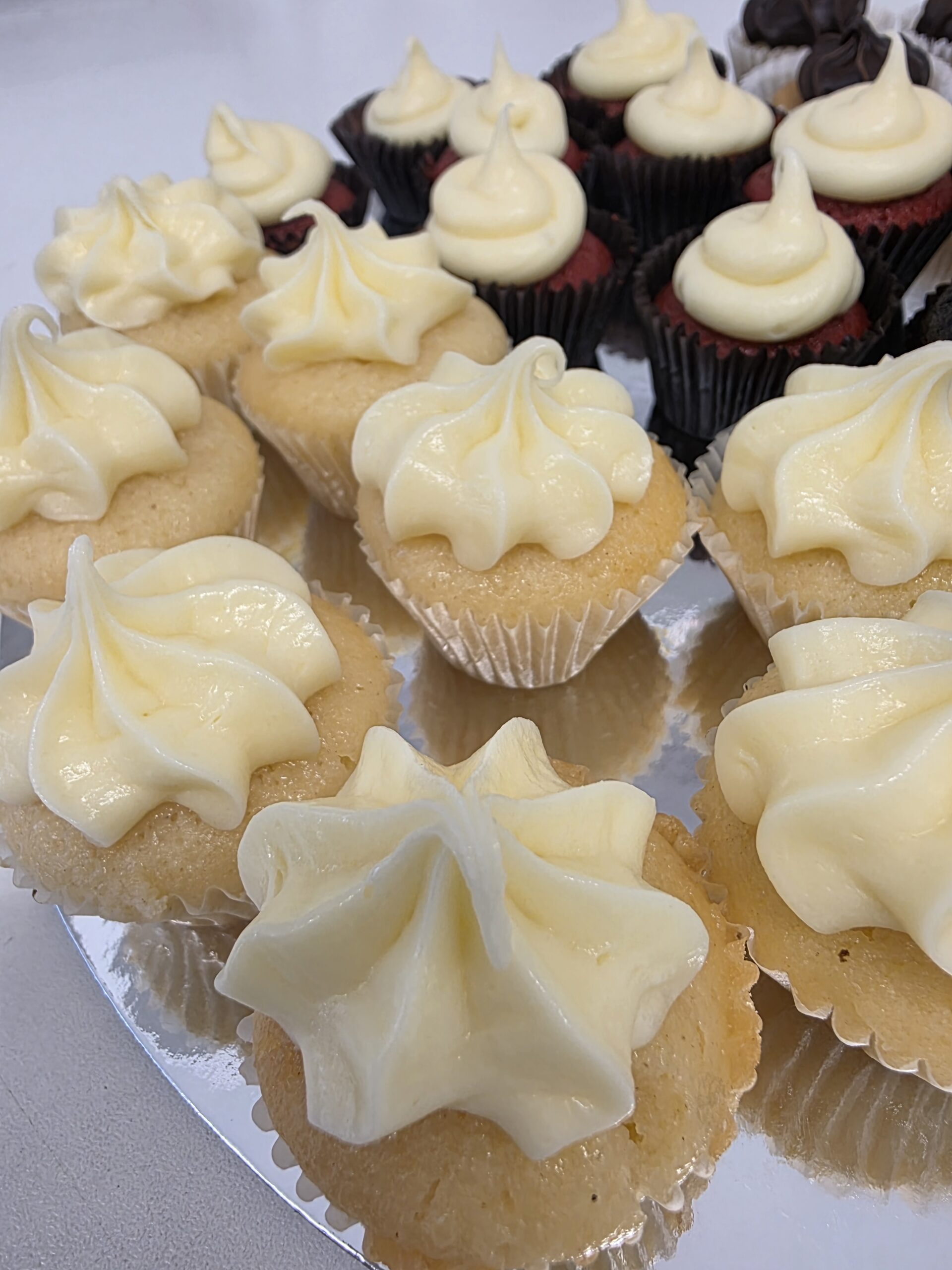 Mini Cupcakes - Image 2